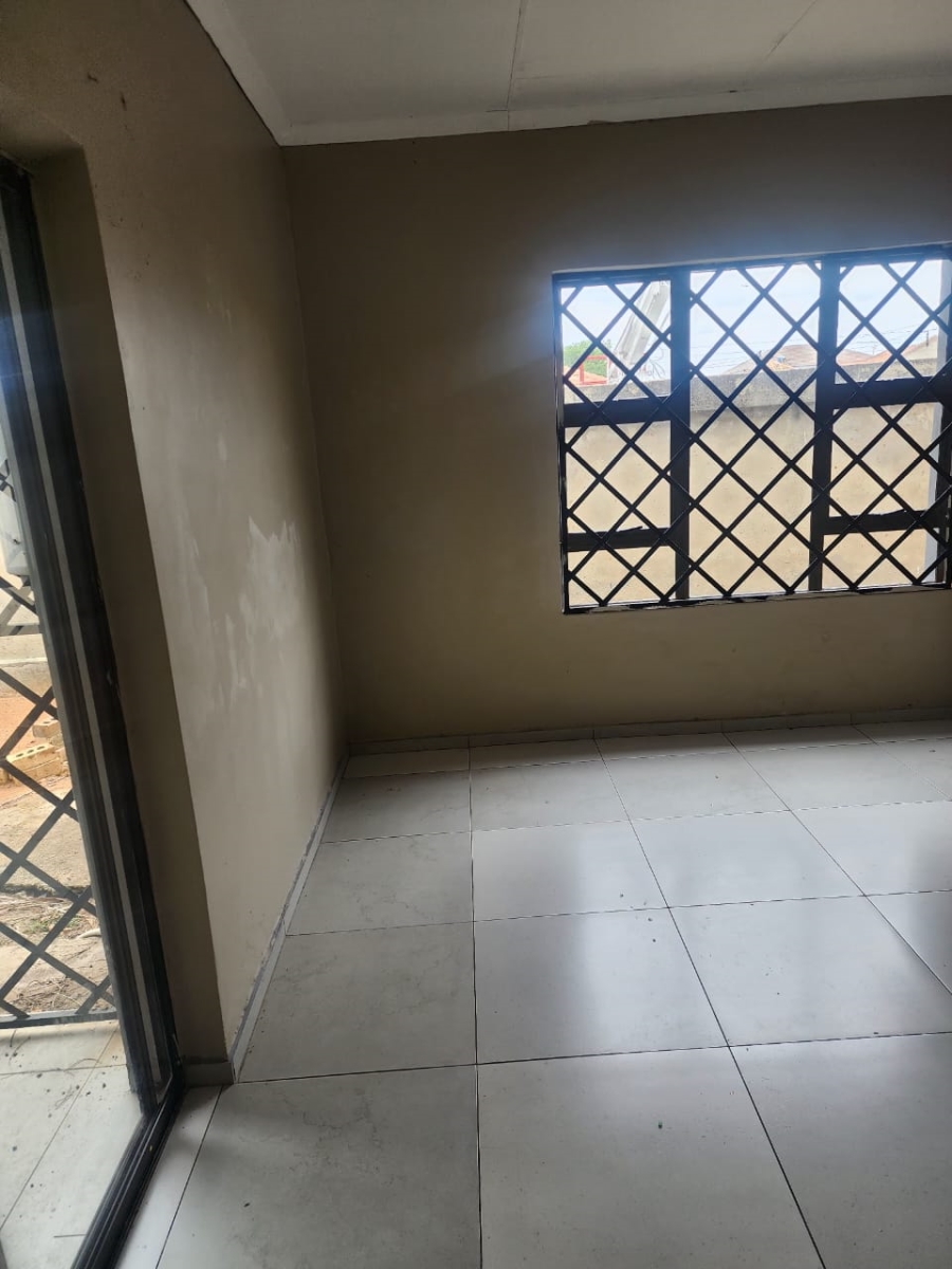 4 Bedroom Property for Sale in Flamwood North West
